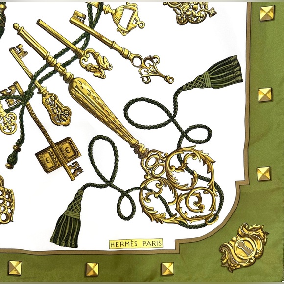 HERMES Silk Keys Les Cles Scarf 90 - Picture 2 of 13